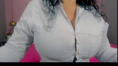 Valeria online show from 03-04-25, 12:22