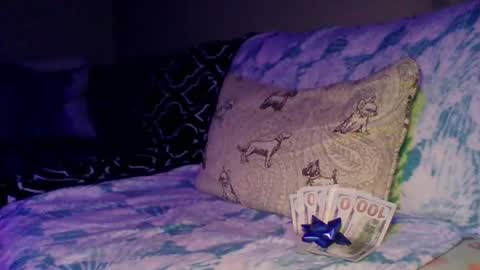 Snapshot of 0h_henry chatting on 12-23-25, 04:54 0h_henry online show from 12-23-25, 04:54