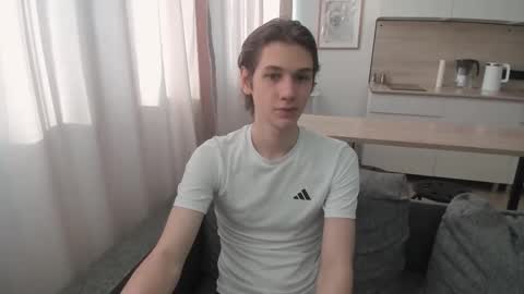 Snapshot of 0verlandd chatting on 09-17-25, 09:55 Adam online show from 09-17-25, 09:55