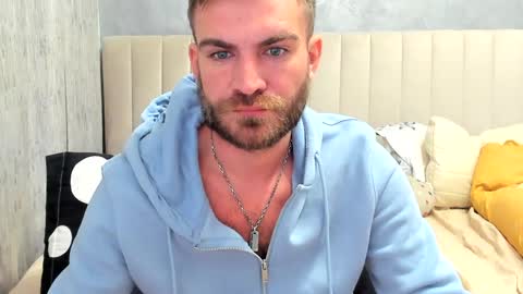 Snapshot of 10in_deluxe chatting on 01-26-25, 08:36 10in_deluxe online show from 01-26-25, 08:36