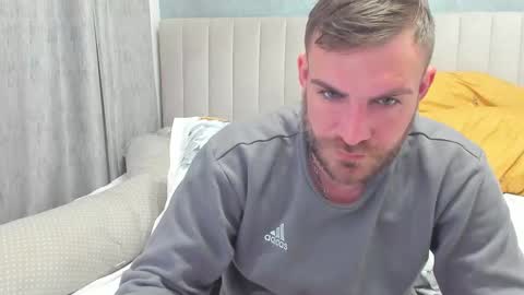 Snapshot of 10in_deluxe chatting on 02-11-25, 07:12 10in_deluxe online show from 02-11-25, 07:12