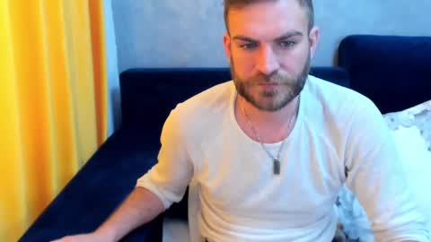 Snapshot of 10in_deluxe chatting on 02-22-25, 07:12 10in_deluxe online show from 02-22-25, 07:12