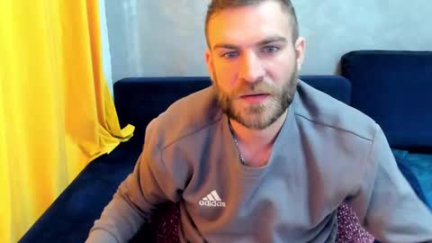 Snapshot of 10in_deluxe chatting on 02-25-25, 06:14 10in_deluxe online show from 02-25-25, 06:14