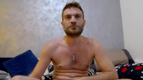 Snapshot of 10in_deluxe chatting on 09-19-25, 06:48 10in_deluxe online show from 09-19-25, 06:48