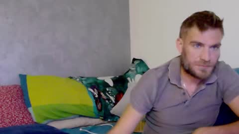 Snapshot of 10in_deluxe chatting on 10-03-25, 07:49 10in_deluxe online show from 10-03-25, 07:49