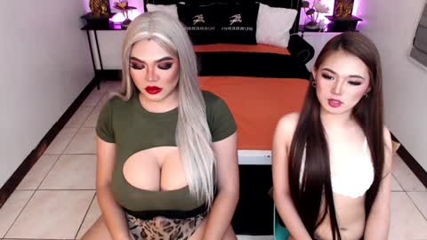 Snapshot of 10incheskinkynastytrans chatting on 02-02-25, 06:37 Sasha Banks online show from 02-02-25, 06:37