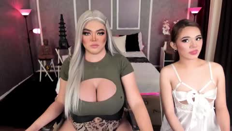 Snapshot of 10incheskinkynastytrans chatting on 02-13-25, 09:49 Sasha Banks online show from 02-13-25, 09:49