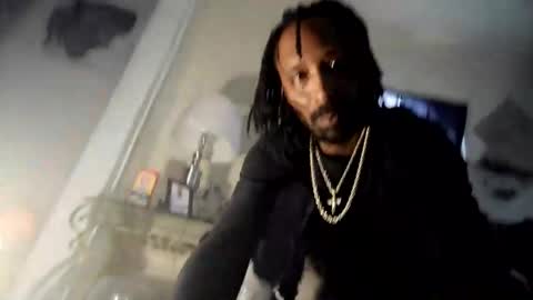 Snapshot of 11hundsum chatting on 03-23-26, 07:07 Darkmeat100 online show from 03-23-26, 07:07