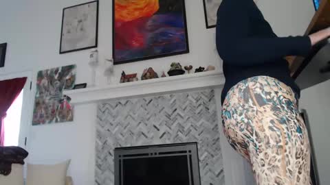 Snapshot of 11willowandjohn11 chatting on 01-20-25, 10:48 Aurora Willows online show from 01-20-25, 10:48