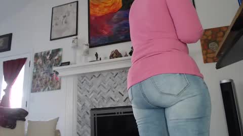 Snapshot of 11willowandjohn11 chatting on 01-22-25, 04:23 Aurora Willows online show from 01-22-25, 04:23