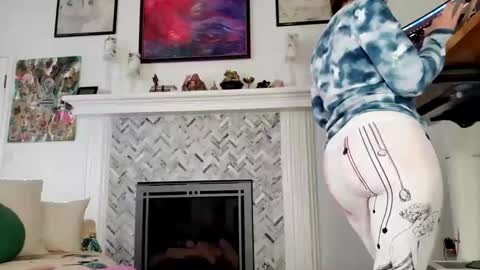Snapshot of 11willowandjohn11 chatting on 02-03-25, 03:27 Aurora Willows online show from 02-03-25, 03:27