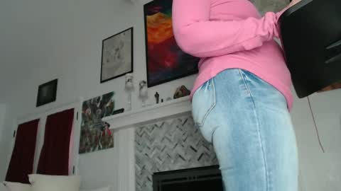 Snapshot of 11willowandjohn11 chatting on 02-18-25, 10:58 Aurora Willows online show from 02-18-25, 10:58