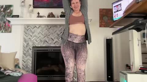 Snapshot of 11willowandjohn11 chatting on 02-26-25, 02:03 Aurora Willows online show from 02-26-25, 02:03