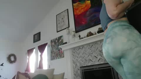 Snapshot of 11willowandjohn11 chatting on 03-10-25, 04:14 Aurora Willows online show from 03-10-25, 04:14