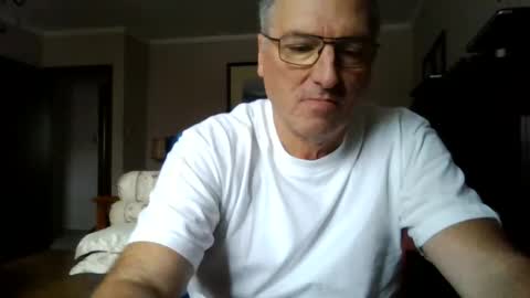 Snapshot of 123456ant chatting on 12-30-24, 05:23 123456ant online show from 12-30-24, 05:23