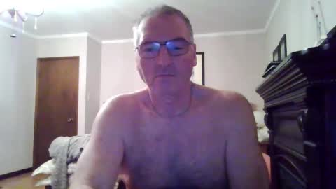 Snapshot of 123456ant chatting on 02-10-25, 03:03 123456ant online show from 02-10-25, 03:03