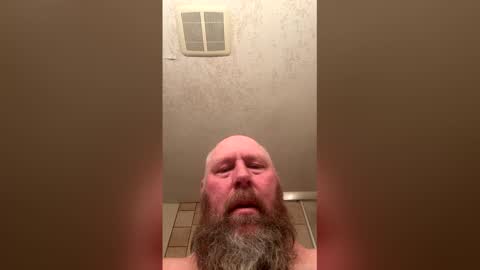 Snapshot of 12sil chatting on 01-14-26, 02:01 12sil online show from 01-14-26, 02:01