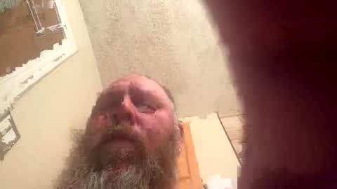 Snapshot of 12sil chatting on 02-12-26, 01:17 12sil online show from 02-12-26, 01:17