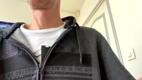 Snapshot of 14at213 chatting on 12-01-25, 09:58 14at213 online show from 12-01-25, 09:58