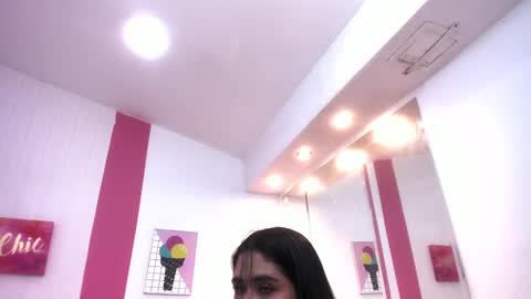 Snapshot of 15_scarlette chatting on 01-20-25, 08:18 Scarlette online show from 01-20-25, 08:18