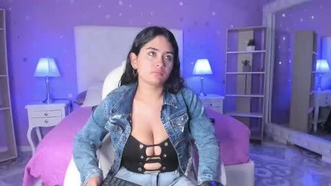 Snapshot of 15_scarlette chatting on 09-26-25, 03:10 Scarlette online show from 09-26-25, 03:10