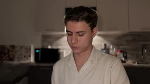 Snapshot of 168gio chatting on 11-27-25, 03:25 Lance online show from 11-27-25, 03:25