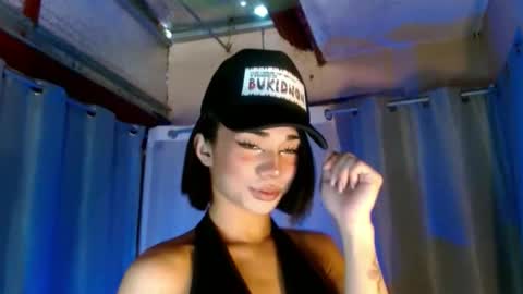 Snapshot of 18_nicole chatting on 03-12-25, 04:41 barbie online show from 03-12-25, 04:41