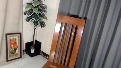 Snapshot of 18_nicole chatting on 06-04-26, 01:50 barbie online show from 06-04-26, 01:50