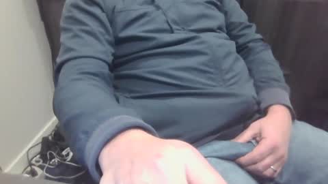 Snapshot of 1900pley chatting on 12-10-24, 07:00 1900pley online show from 12-10-24, 07:00