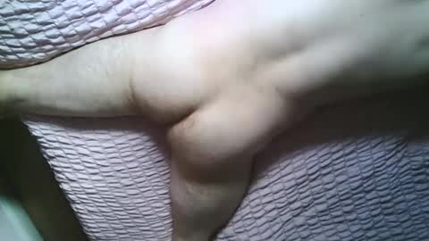 Snapshot of 1976kp chatting on 09-25-25, 08:18 1976kp online show from 09-25-25, 08:18