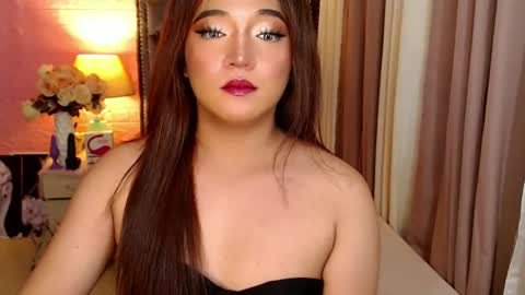 Snapshot of 1bestlover chatting on 12-30-24, 07:26 Ekang online show from 12-30-24, 07:26