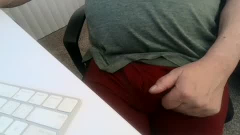 Snapshot of 1chris505 chatting on 12-27-24, 01:00 1chris505 online show from 12-27-24, 01:00