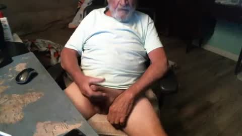 1handyanddee online show from 04-01-26, 01:06