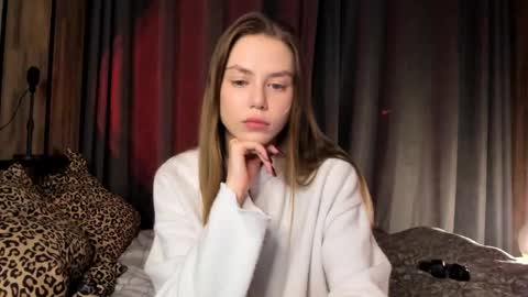 Lily 3 online show from 02-28-25, 10:39