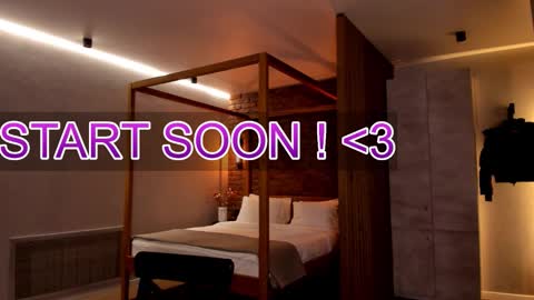 Lily 3 online show from 11-08-25, 05:23