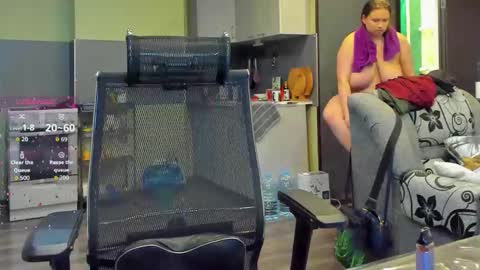 1LINDSEY1 online show from 10-04-25, 01:53