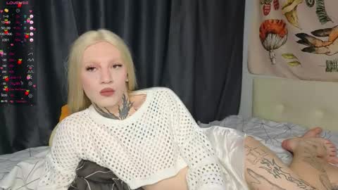 Michelle online show from 11-17-25, 04:24