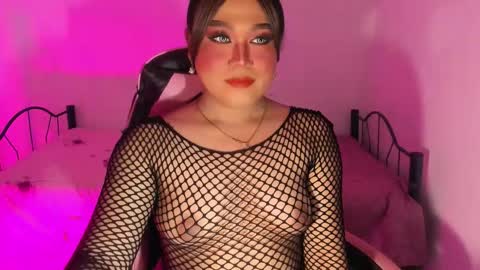 1lovelymess online show from 10-25-25, 02:41