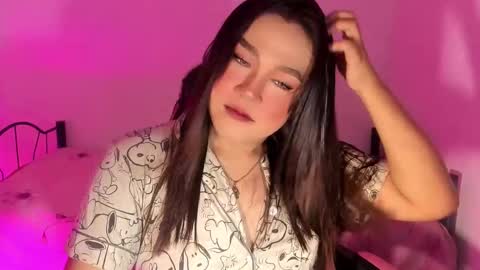 1lovelymess online show from 11-18-25, 03:45