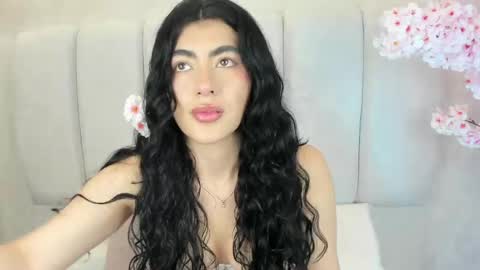 Snapshot of 1m_emily chatting on 04-28-26, 11:32 . online show from 04-28-26, 11:32
