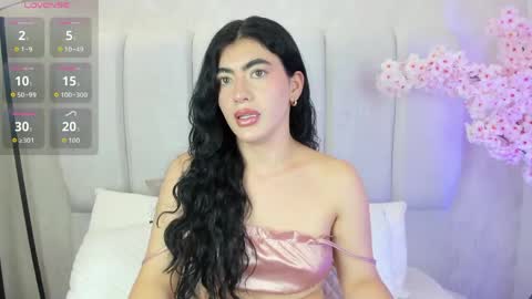 Snapshot of 1m_emily chatting on 04-30-26, 08:57 . online show from 04-30-26, 08:57