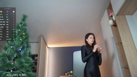 Marie online show from 01-29-25, 07:32