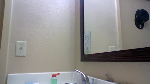 Snapshot of 1nastya8 chatting on 02-13-26, 05:09 TheShyOne18 online show from 02-13-26, 05:09