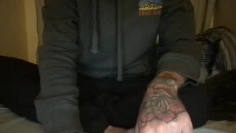 Snapshot of 1ofthegoodguys chatting on 11-25-25, 05:07 1ofthegoodguys online show from 11-25-25, 05:07