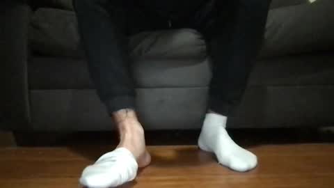 Snapshot of 1ofthegoodguys chatting on 12-18-25, 04:24 1ofthegoodguys online show from 12-18-25, 04:24