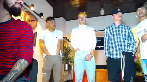 Snapshot of 1pushman chatting on 03-05-26, 01:51 pushman online show from 03-05-26, 01:51