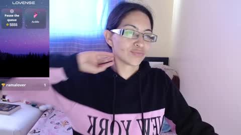 paola online show from 02-05-25, 10:12