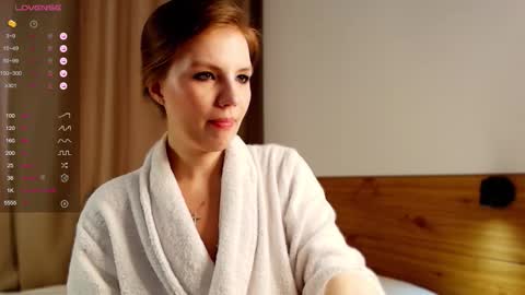 VICTORIA online show from 09-20-25, 01:28