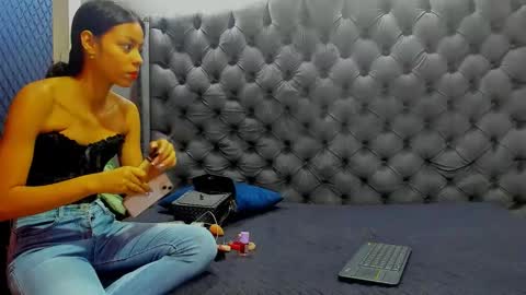 1Threestar online show from 03-01-25, 12:34