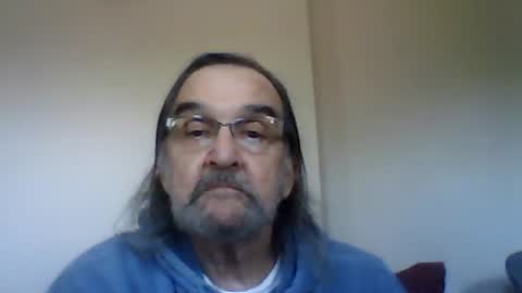 Snapshot of 1valentine chatting on 12-18-24, 04:39 1valentine online show from 12-18-24, 04:39